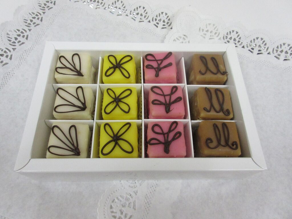 Petits-Fours 12 Stück